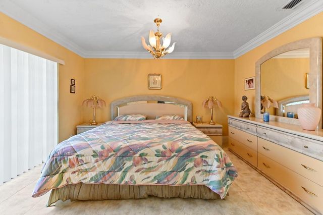 1100 Summer Street 1, Palm Springs, FL 33461