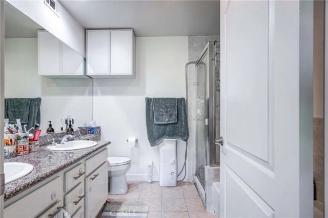 532 N Mariposa Avenue 104, Los Angeles, CA 90004
