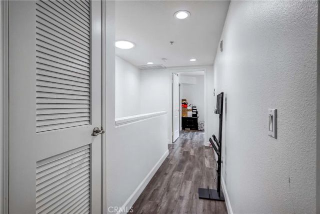 532 N Mariposa Avenue 104, Los Angeles, CA 90004