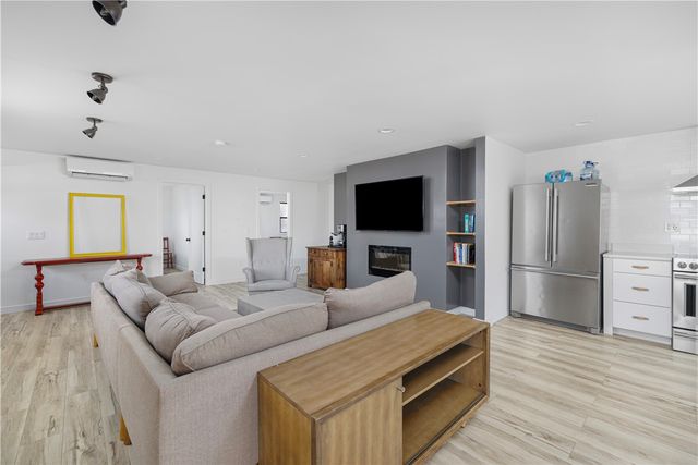 0176 Daniel Avenue, Portsmouth, RI 02872