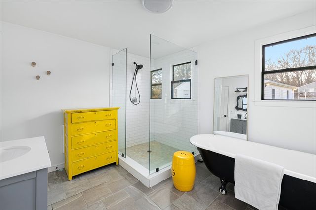 0176 Daniel Avenue, Portsmouth, RI 02872