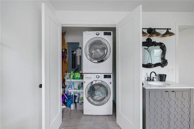 0176 Daniel Avenue, Portsmouth, RI 02872