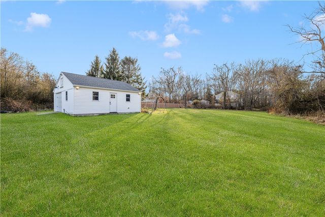 0176 Daniel Avenue, Portsmouth, RI 02872