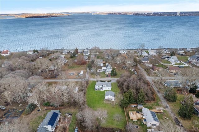 0176 Daniel Avenue, Portsmouth, RI 02872