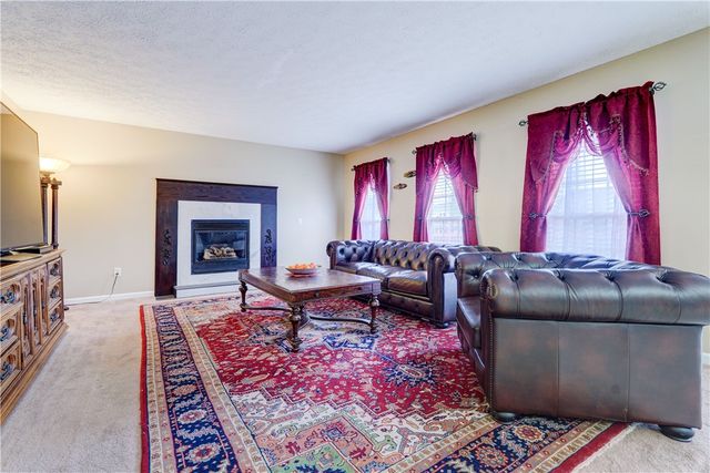 644 Yardley Court, Webster, NY 14580