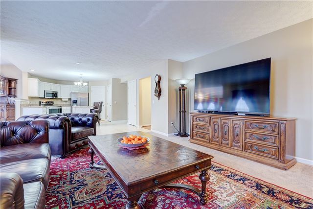 644 Yardley Court, Webster, NY 14580