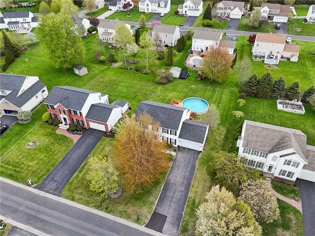 644 Yardley Court, Webster, NY 14580