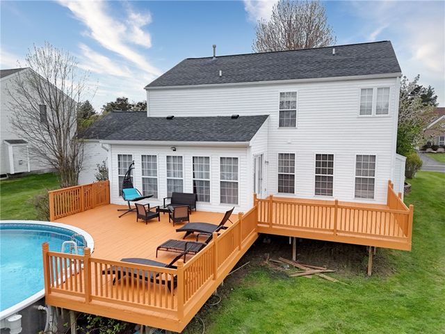 644 Yardley Court, Webster, NY 14580