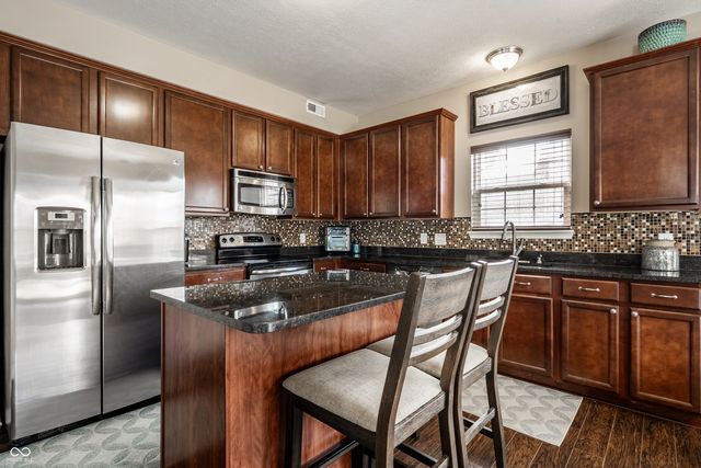 6046 Easy Lane, Indianapolis, IN 46259