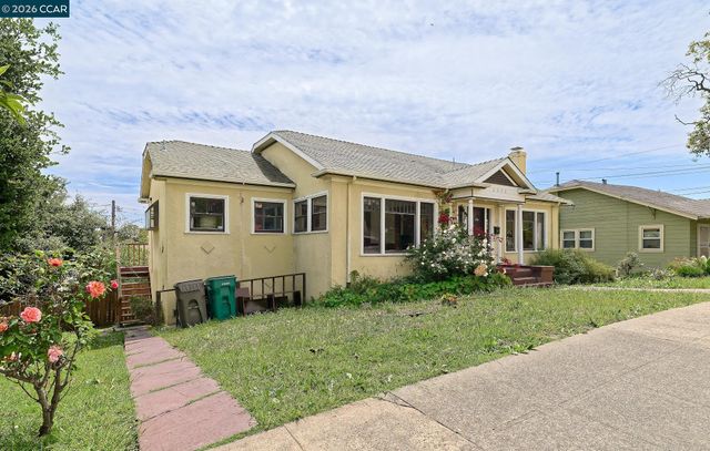 2636 Cole St, Oakland, CA 94601