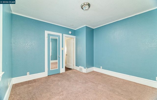 2636 Cole St, Oakland, CA 94601