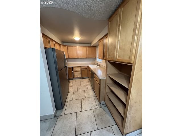 1107 E 30TH St, Vancouver, WA 98663