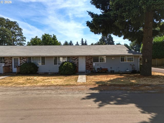 1107 E 30TH St, Vancouver, WA 98663