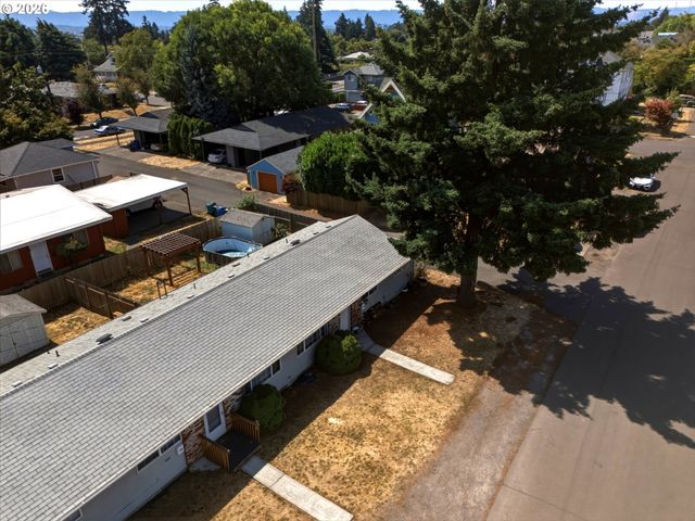 1107 E 30TH St, Vancouver, WA 98663