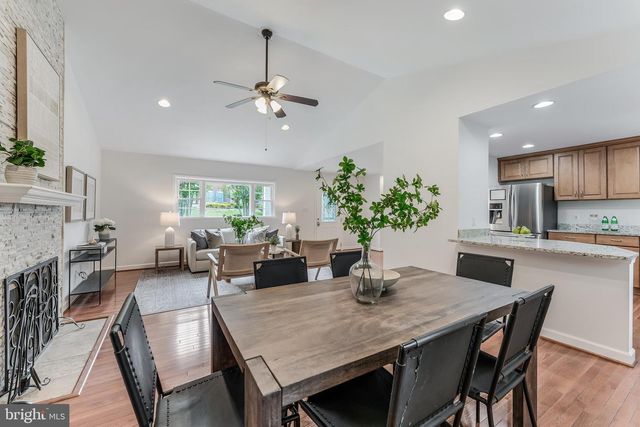 3447 LITTLE HUNTING CREEK DR, Alexandria, VA 22309