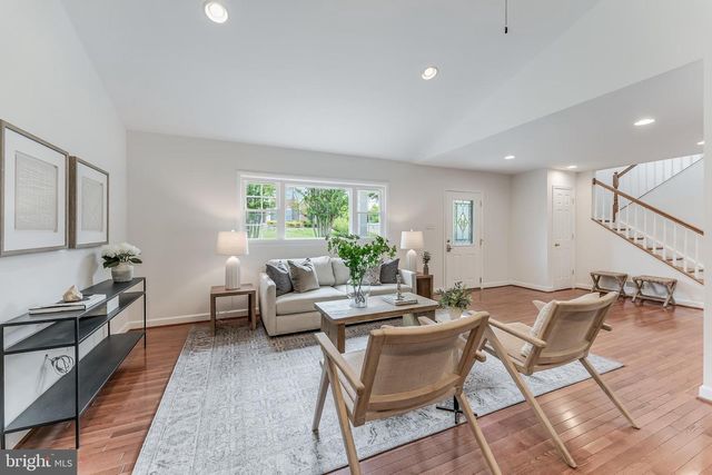 3447 LITTLE HUNTING CREEK DR, Alexandria, VA 22309