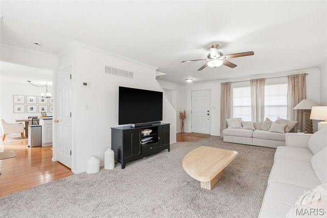 1216 Flintshire Lane, Lake St Louis, MO 63367