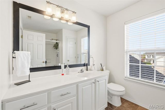 1216 Flintshire Lane, Lake St Louis, MO 63367