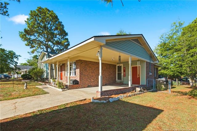 1902 Wayne Lane, Fayetteville, NC 28304