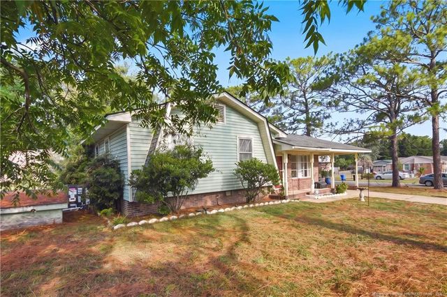 1902 Wayne Lane, Fayetteville, NC 28304