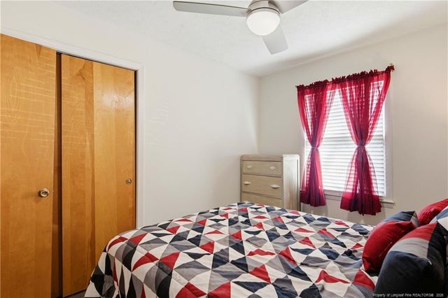 1902 Wayne Lane, Fayetteville, NC 28304