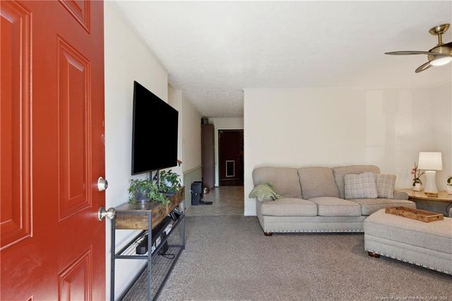 1902 Wayne Lane, Fayetteville, NC 28304