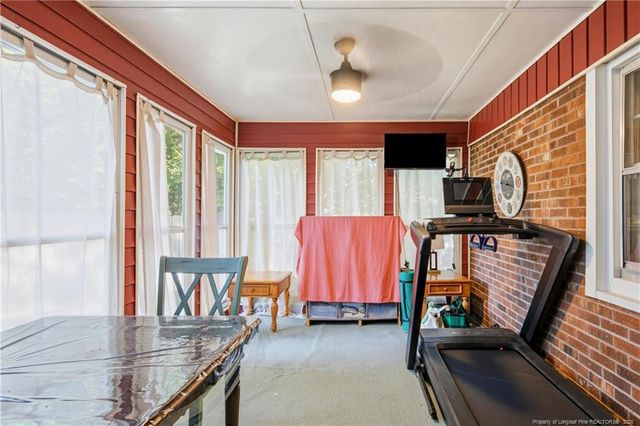 1902 Wayne Lane, Fayetteville, NC 28304