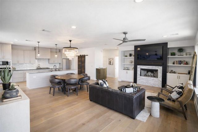 8501 Bronco LN, Lago Vista, TX 78645