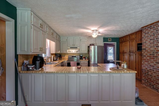 1281 Apalachee River Road, Madison, GA 30650