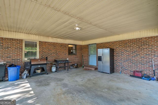 1281 Apalachee River Road, Madison, GA 30650