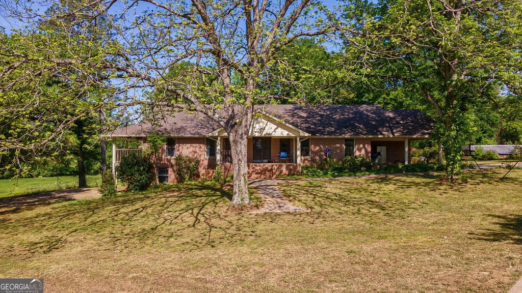 1281 Apalachee River Road, Madison, GA 30650