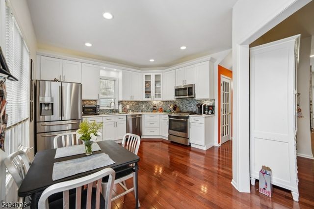 1098 Smith Manor Blvd, West Orange Twp., NJ 07052