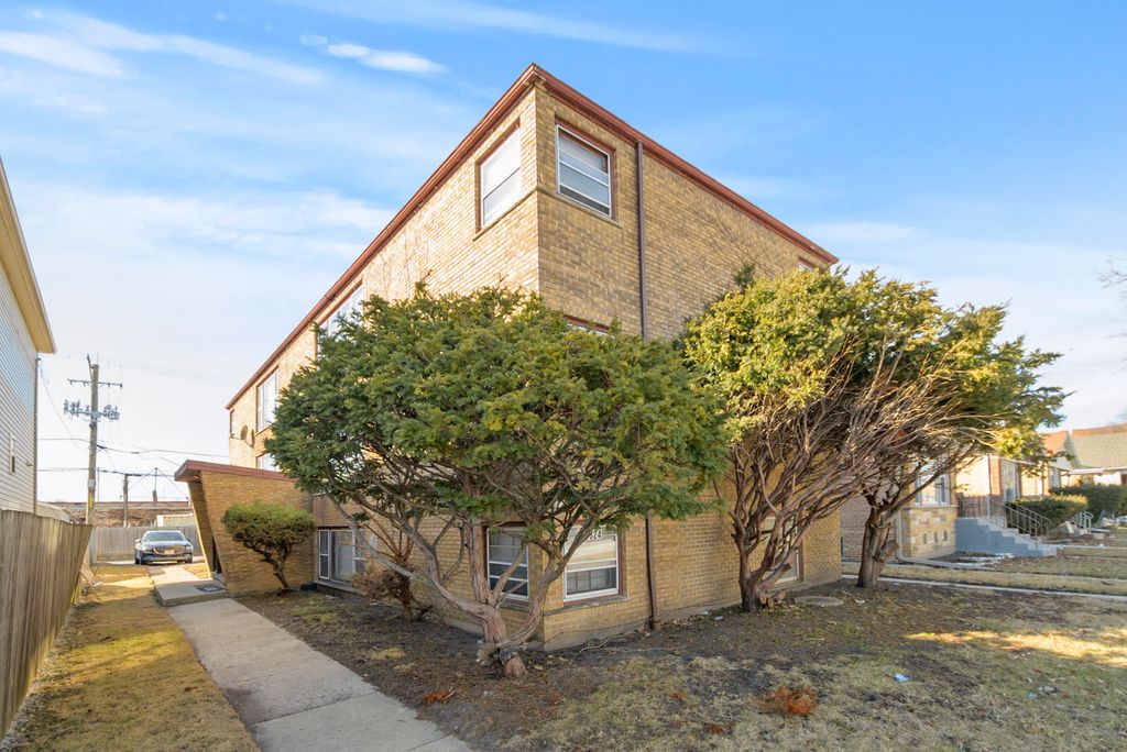 8624 S Maryland Avenue, Chicago, IL 60619