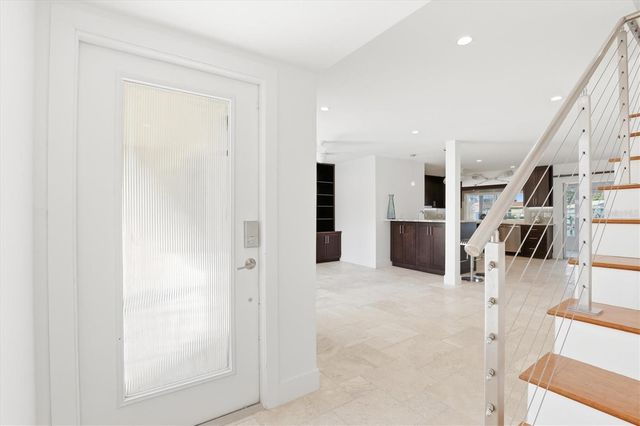 6537 CAPE HATTERAS WAY NE 4, St Petersburg, FL 33702