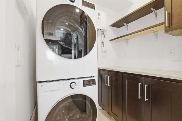 6537 CAPE HATTERAS WAY NE 4, St Petersburg, FL 33702