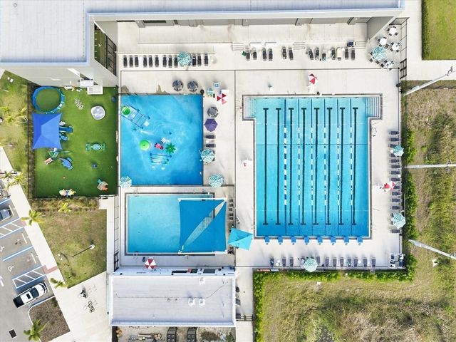 6537 CAPE HATTERAS WAY NE 4, St Petersburg, FL 33702