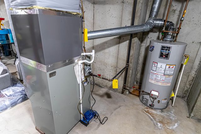 81 Marathon Way, Manchester, NH 03109