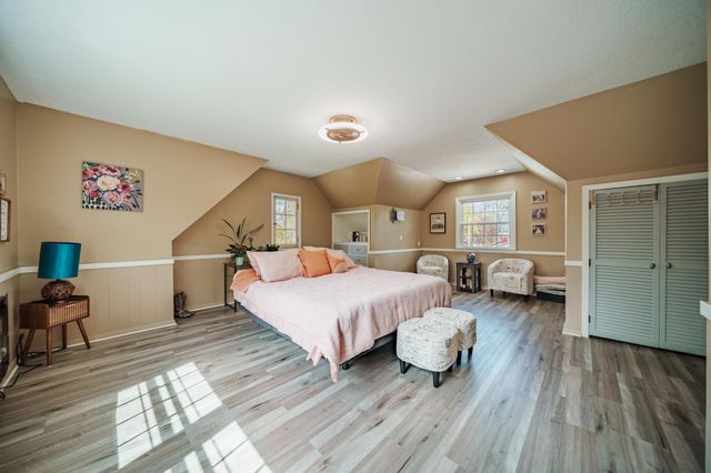 7800 Pearson Way NE, Fridley, MN 55432