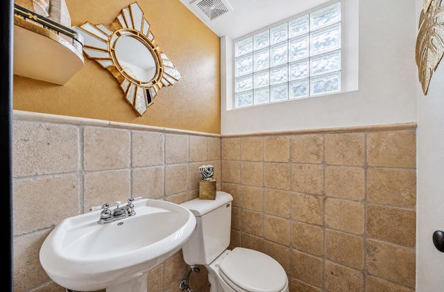 7800 Pearson Way NE, Fridley, MN 55432
