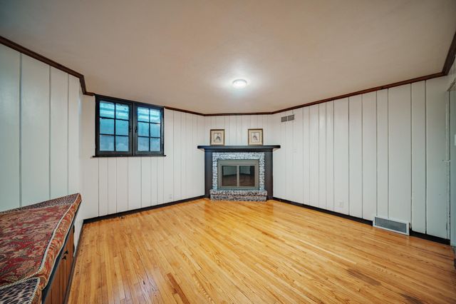 7800 Pearson Way NE, Fridley, MN 55432