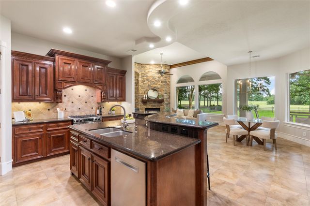 6207 Windrose Hollow Lane, Spring, TX 77379