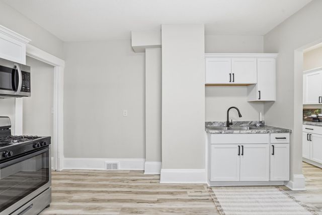 3036 Clinton Avenue, Minneapolis, MN 55408