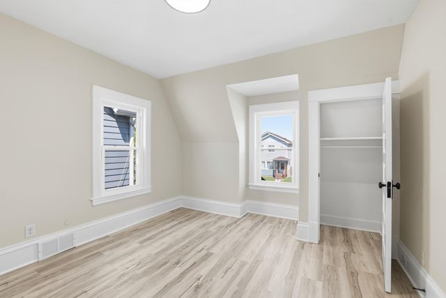 3036 Clinton Avenue, Minneapolis, MN 55408