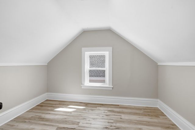 3036 Clinton Avenue, Minneapolis, MN 55408