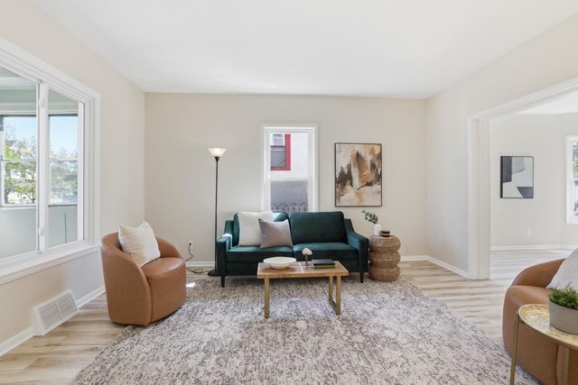 3036 Clinton Avenue, Minneapolis, MN 55408