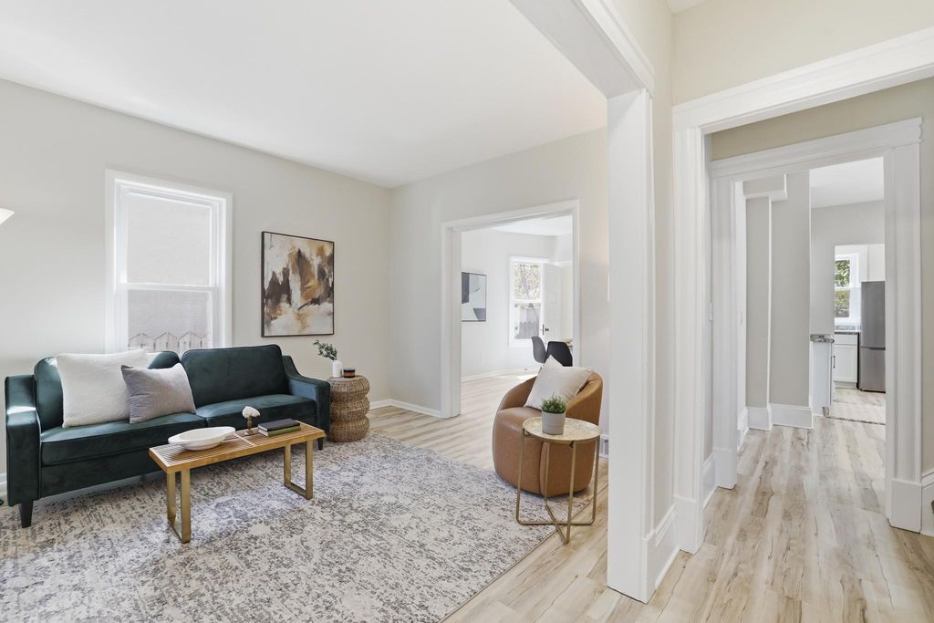 3036 Clinton Avenue, Minneapolis, MN 55408
