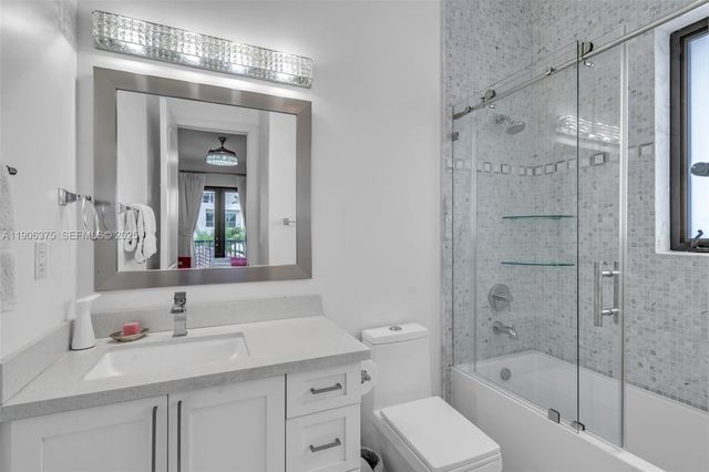 2085 Keystone Boulevard, North Miami, FL 33181