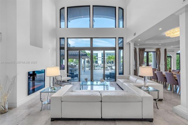2085 Keystone Boulevard, North Miami, FL 33181