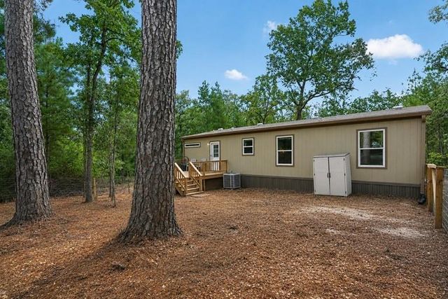 10 Oakwood Drive, Huntsville, TX 77320