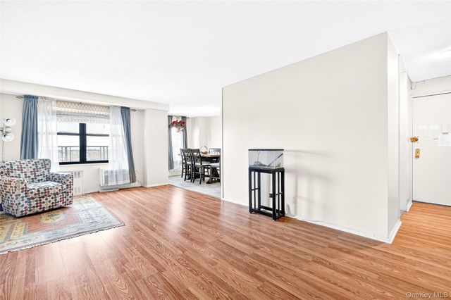 1966 Newbold Avenue 1109, Bronx, NY 10472